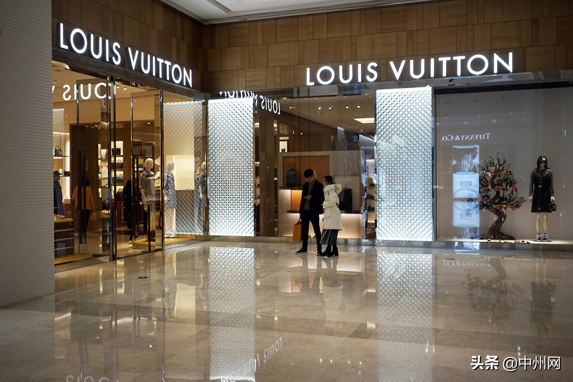 郑州大卫城好玩还是正弘城好玩,郑州万象城和大卫城的区别