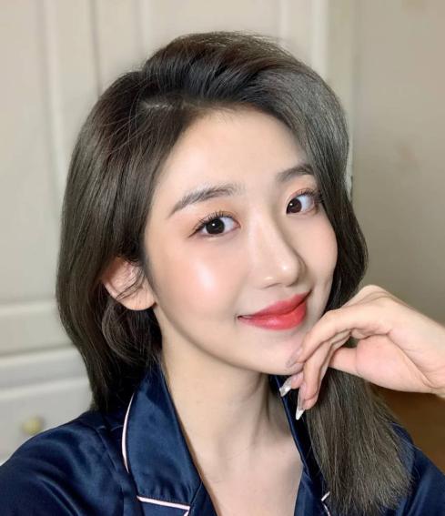 化妆店推的安瓶是什么,照相用安瓶好吗