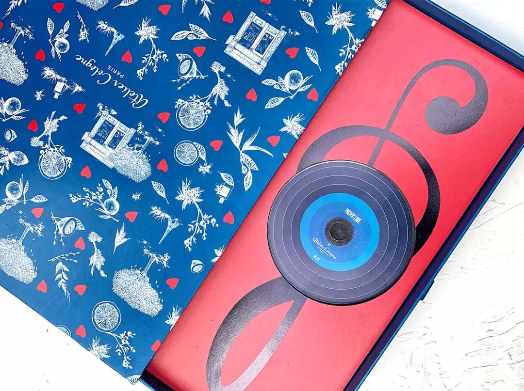 为什么rihanna那么火,rihanna副业赚多少钱