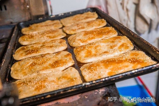 喝一碗正宗的牛肉汤是一种幸福,喝一碗牛肉面的汤