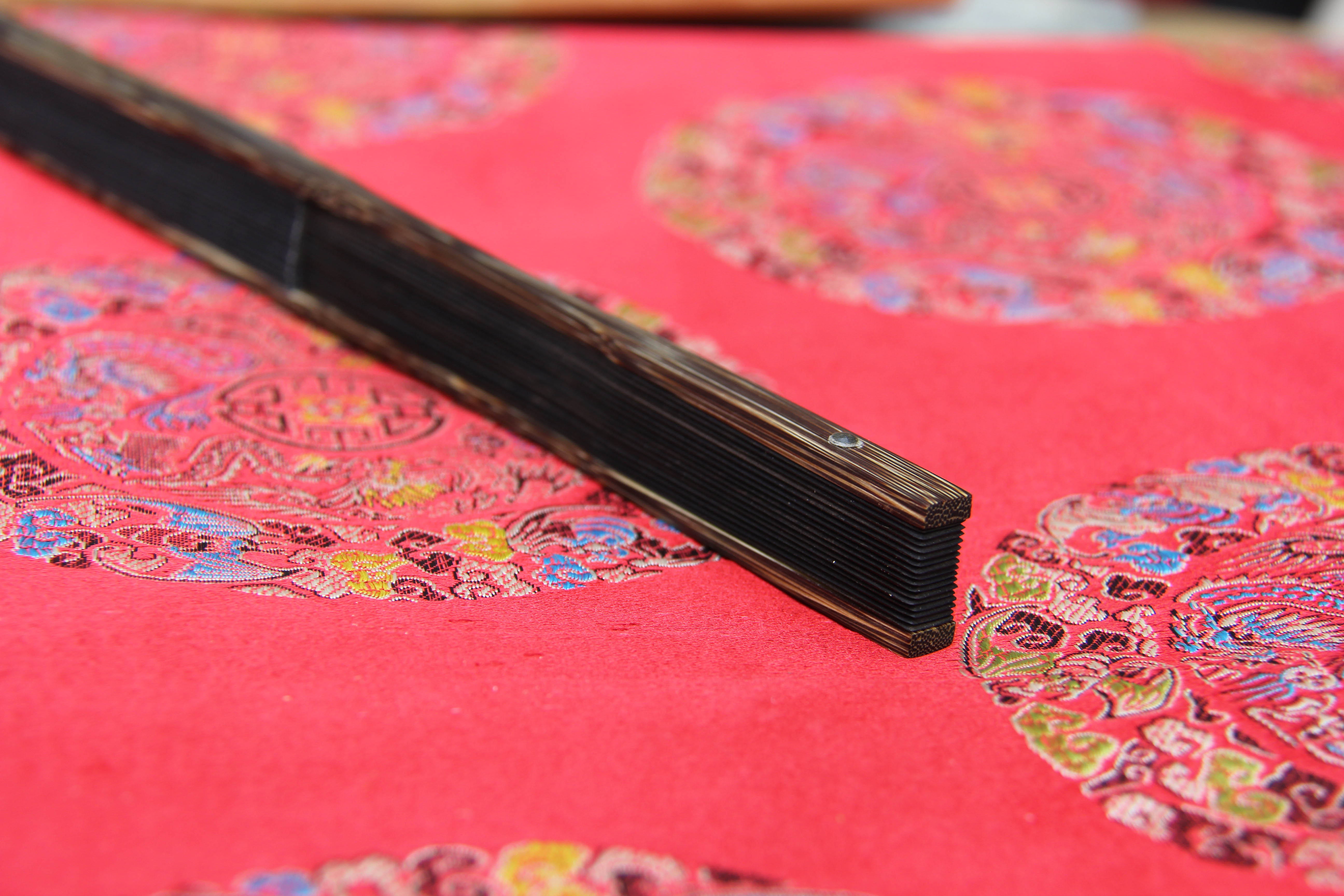 苏扇子非遗传承人,苏式制扇传承人