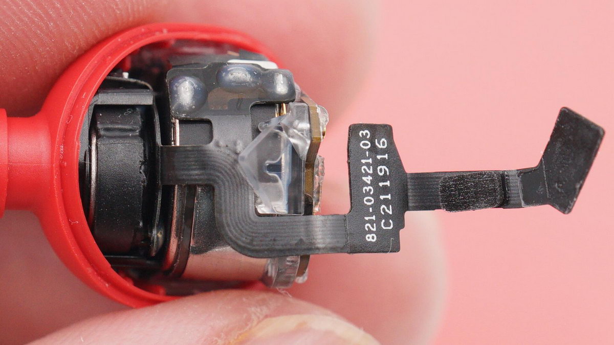 airpodspro和beatsstudiobuds到底谁好,beatsstudiobuds对比airpods第三代