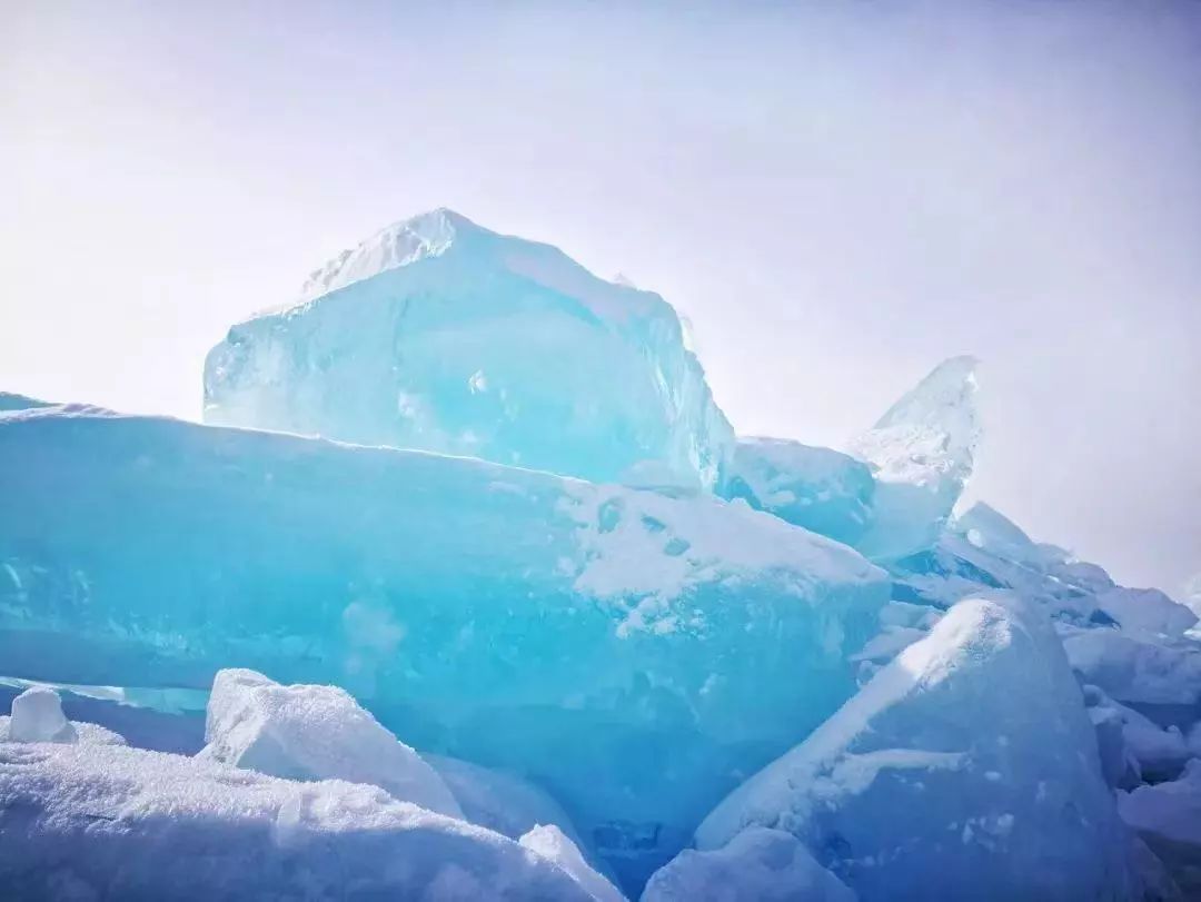 怎么用普通的手机拍出雪景大片,用手机原相机怎么拍雪景才好看