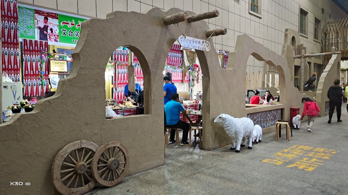 去伊犁的汉人街,不到喀什不算来过新疆