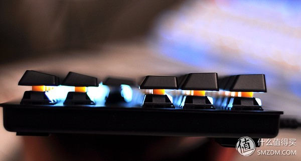 雷蛇黑寡妇v3键盘怎么连接ipad,雷蛇黑寡妇蜘蛛机械键盘灯光