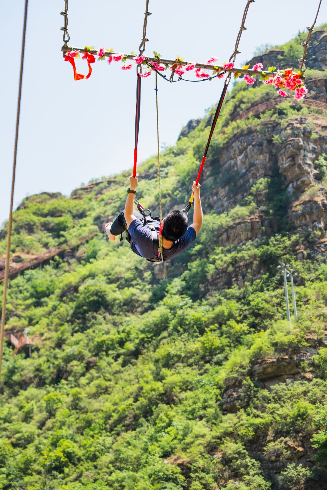 乐谷银滩峡谷漂流整段录播,乐谷银滩漂流最新视频