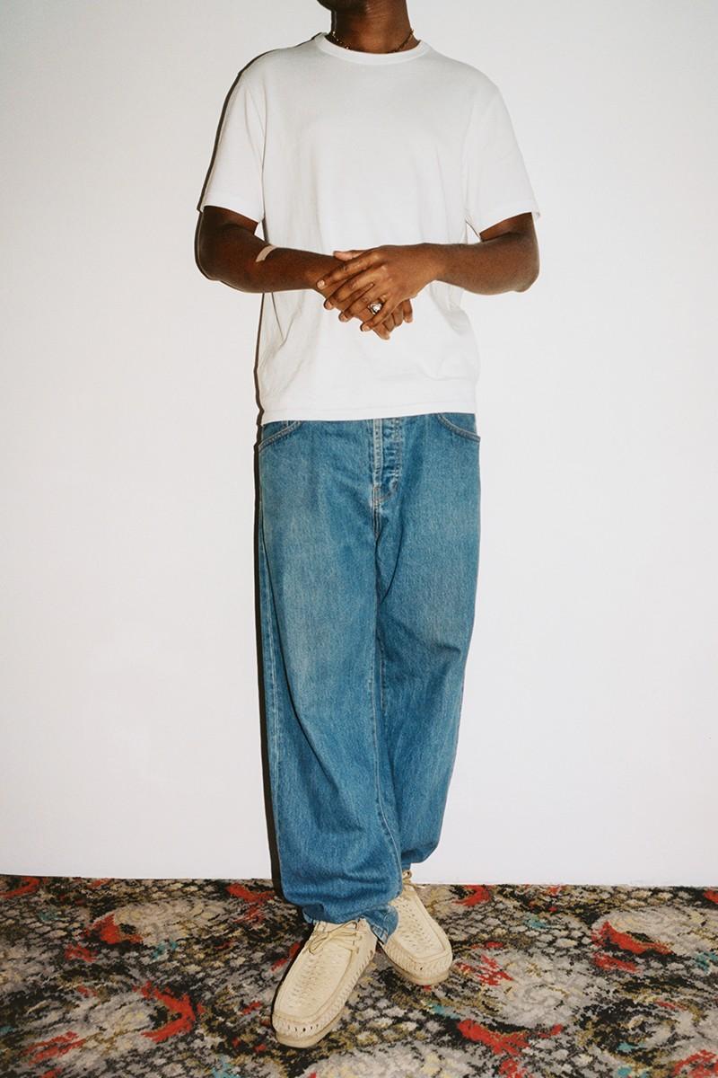 没有吊牌啥都没有是三无产品吗,没有吊牌的supreme