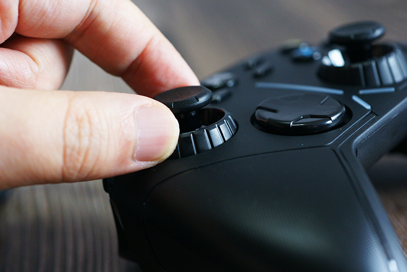 北通阿修罗3手柄灵敏度,可调摇杆灵敏度的游戏手柄