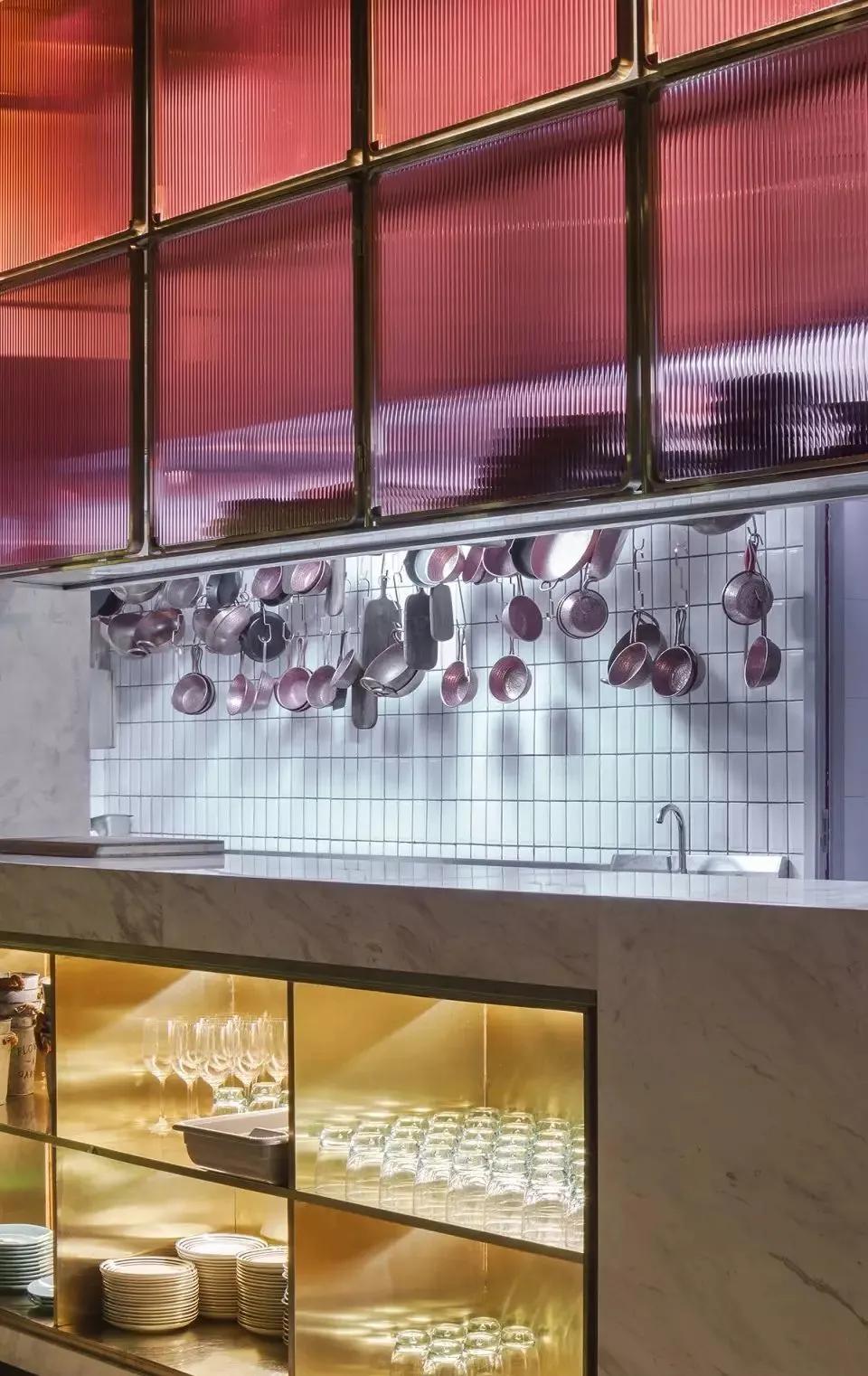 粉色除了“招揽桃花”，它们还是艺术