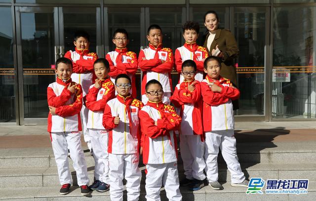 哈尔滨市群力兆麟小学校课后服务,哈尔滨市群力兆麟小学校一年八班