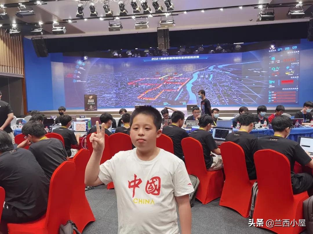 小学孩子沉迷电脑到底应该如何做,小学孩子沉迷电脑怎么纠正