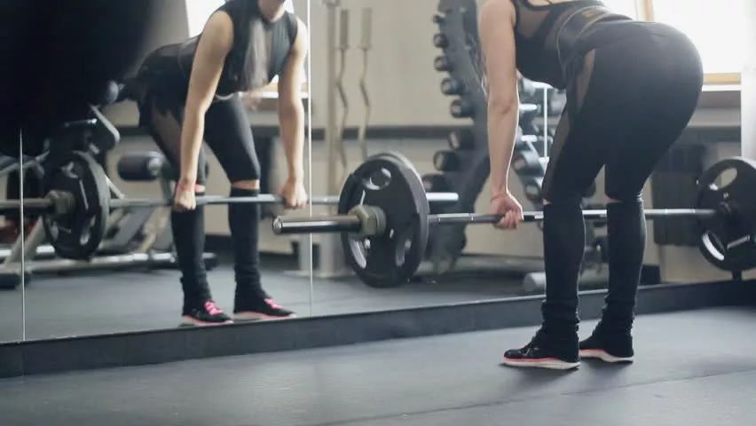 女性健身练形体有什么动作,女性如何正确的健身