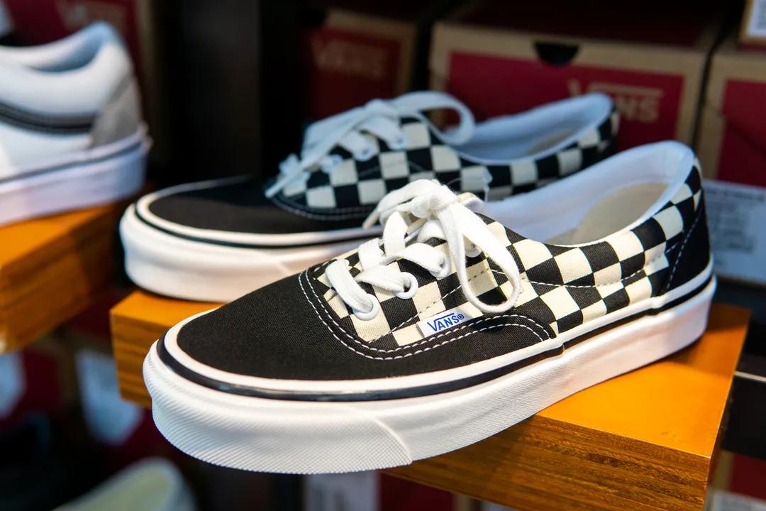 ysl口红礼盒限时抢购,ysl圣罗兰口红零元购