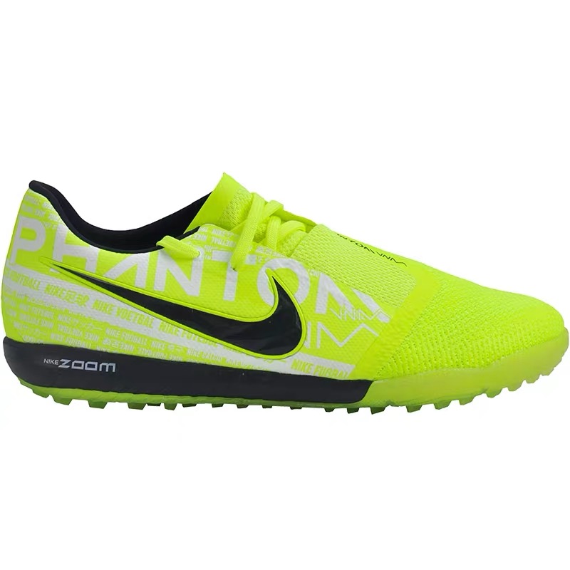 如何找到适合自己脚型的足球鞋,怎么选择合适自己脚的足球鞋