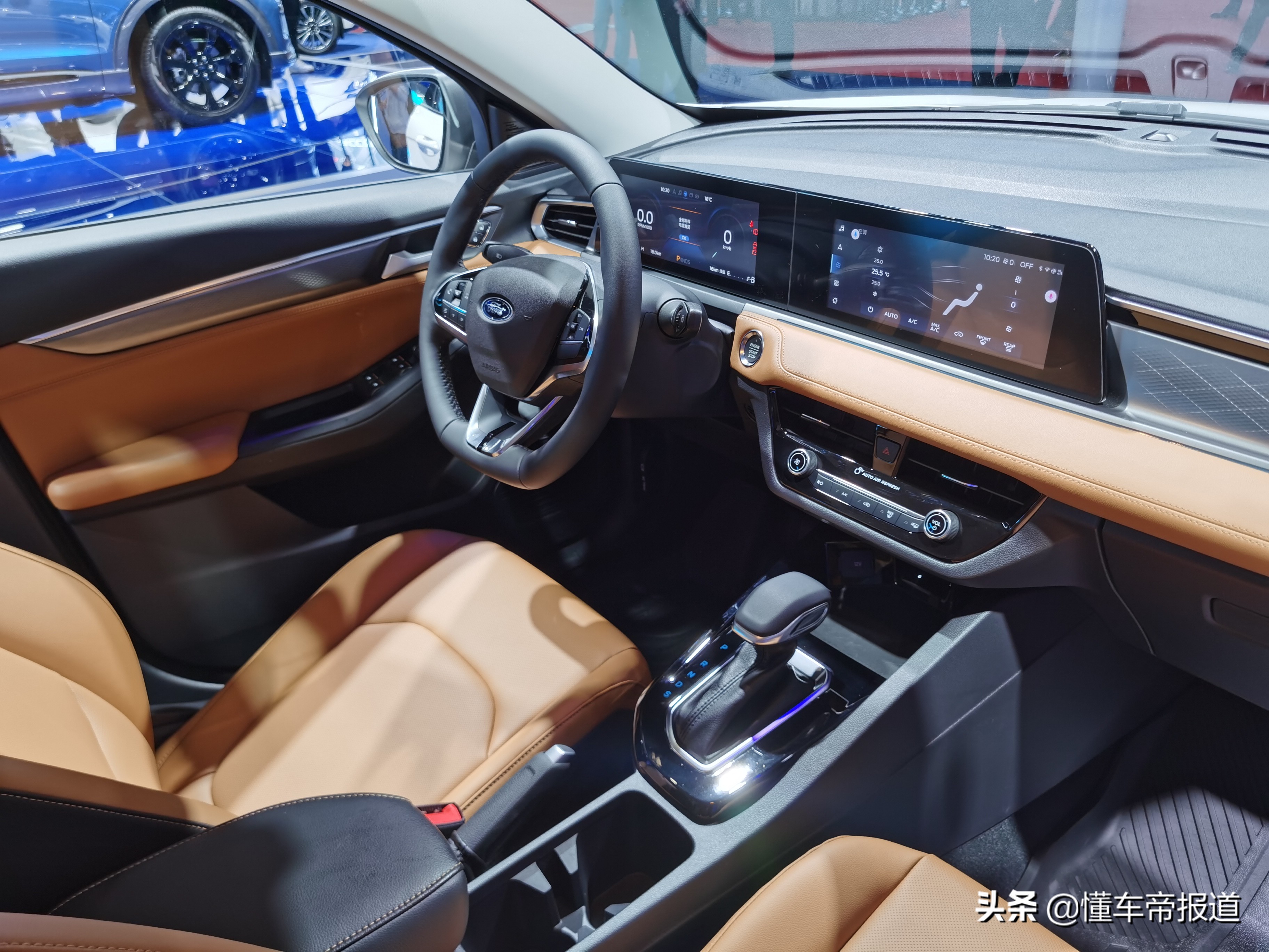 福特新福睿斯视频,长安福特新款福睿斯要来了