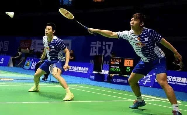 羽毛球接杀球的自我训练方法,羽毛球自我训练教程