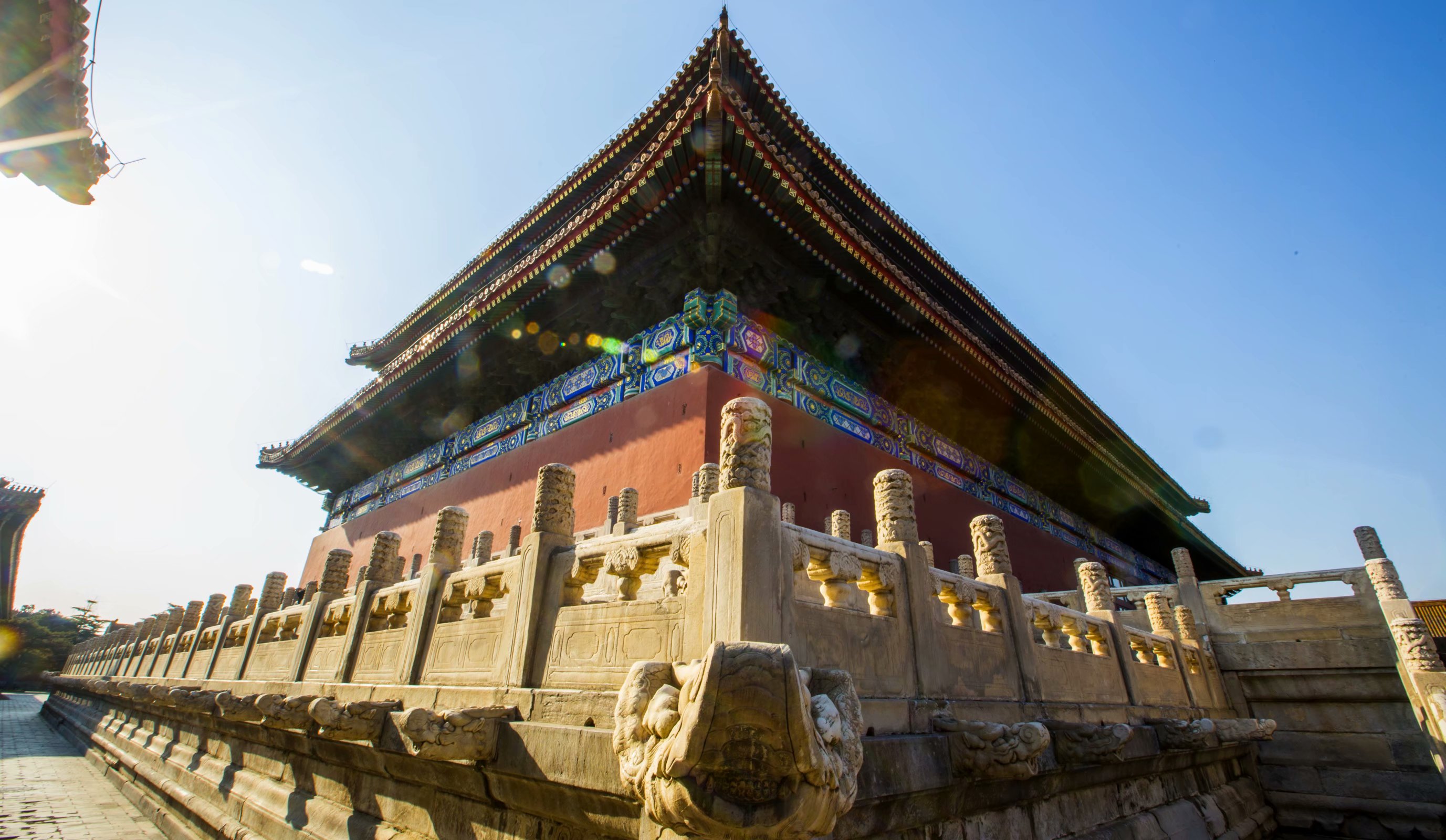 太庙，位于北京市东城区东长安街*安门天**东侧，始建于明永乐十八年