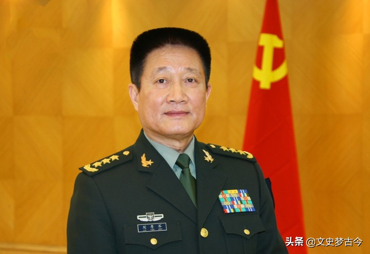 合成旅副参谋长和营长哪个职位大,合成旅副旅长什么级别