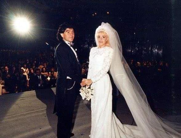 马拉多纳病逝前,发文悼念马拉多纳