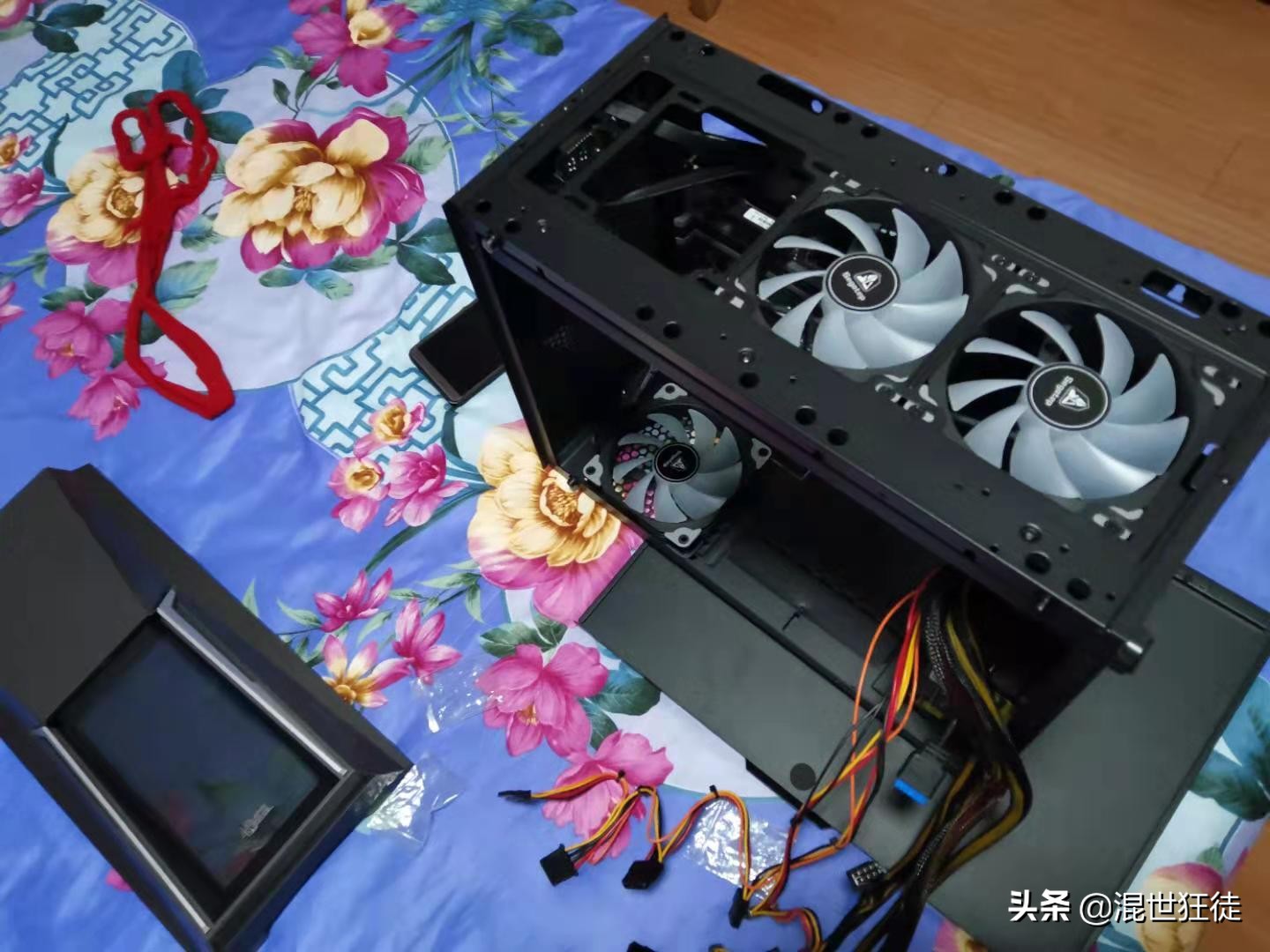 电脑内存条装机过程,第一次装机全过程