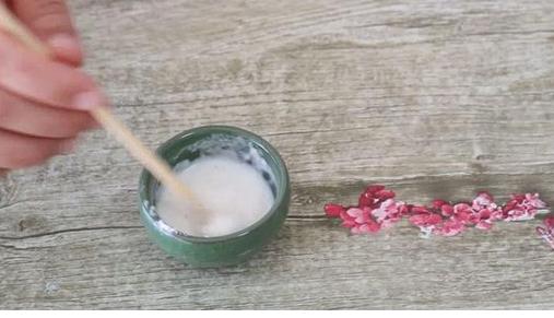 自己做手工胶水,最简单的自做胶水