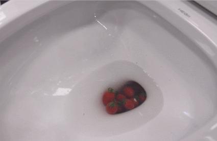 恒洁超旋风坐便器冲力测试,恒洁坐便器普通和超旋风的区别