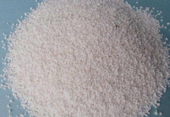 花生壳可以直接垫君子兰花盆底吗,君子兰换盆可以掺入一些鸡蛋壳吗