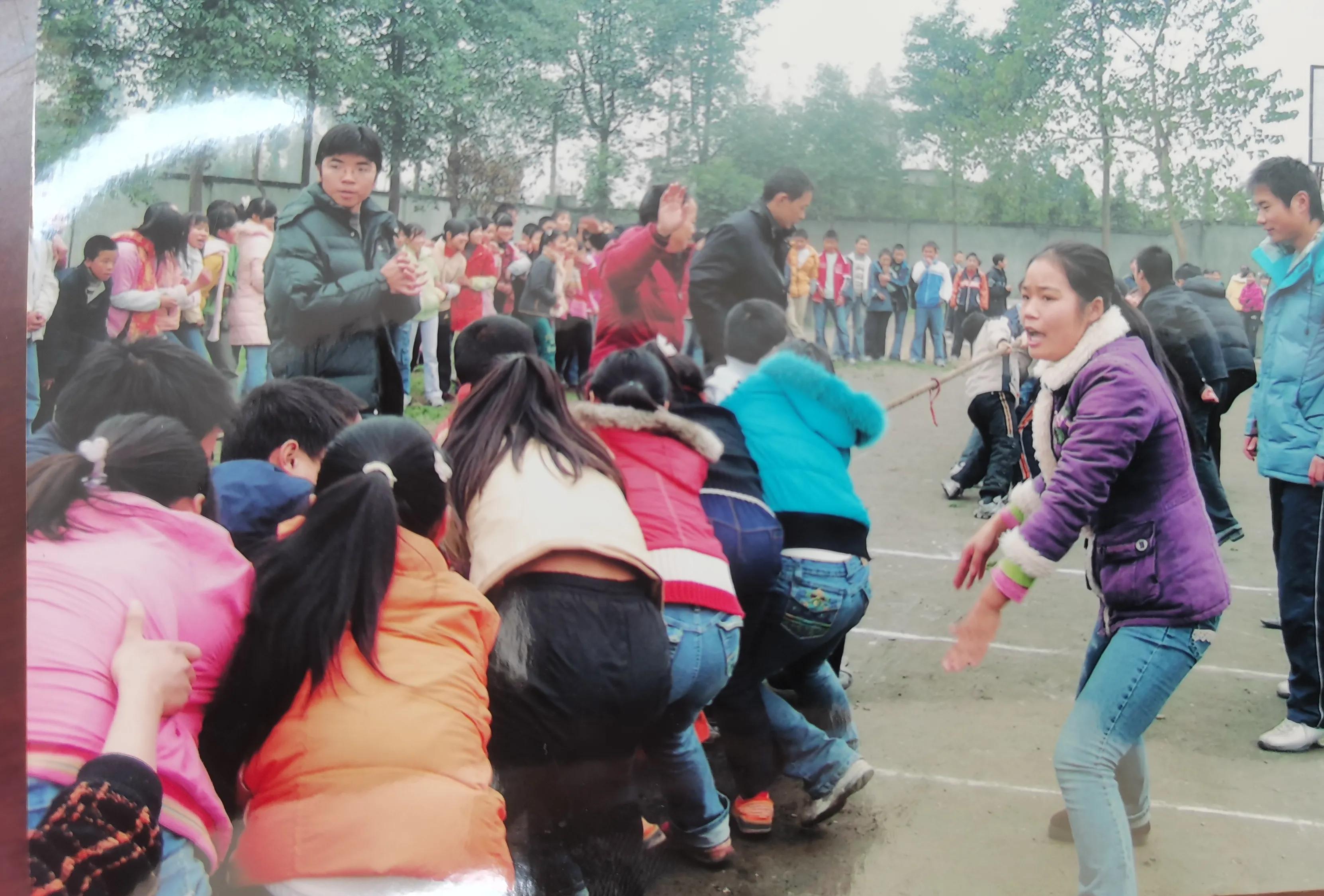 灌县徐渡乡中学办学纪实