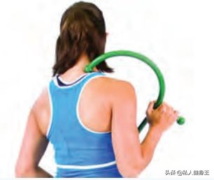 改善头前伸肩膀内扣,一招改善头前伸