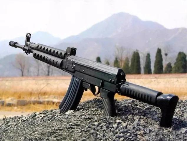 中国最新步枪和外国新步枪对比,nar步枪与国产新步枪