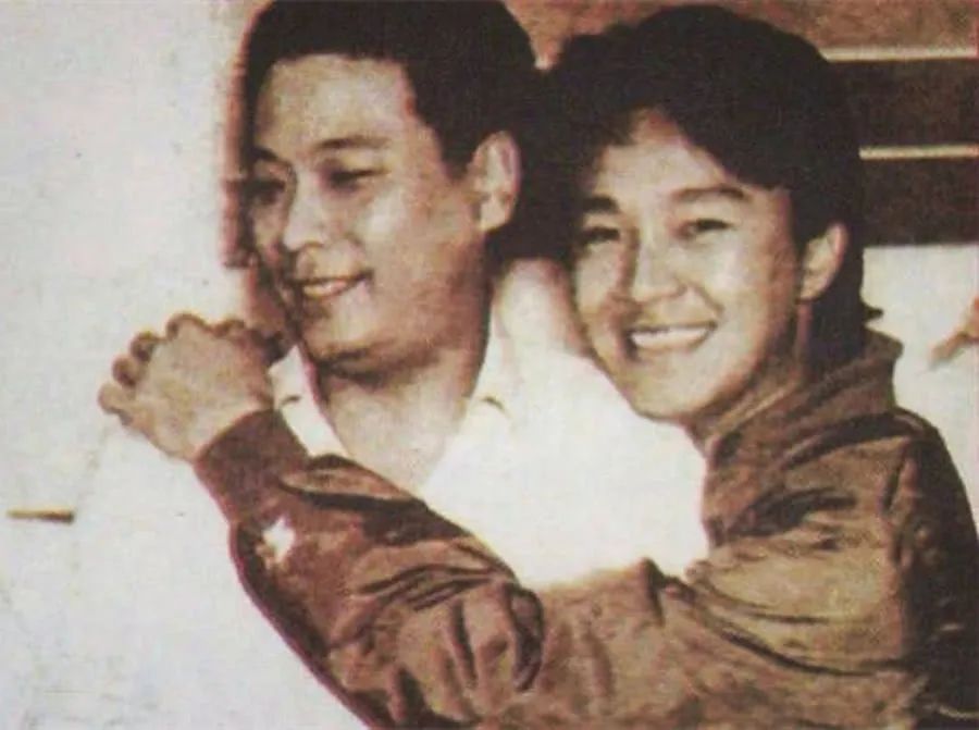 他是浪子，是绿叶，是影帝，是“喜剧之王”的另一面