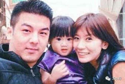 贾静雯的干爹是谁,贾静雯历任男友有哪些