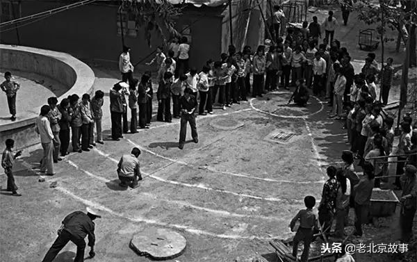 80年代老北京的生活,80年代北京的生活图片