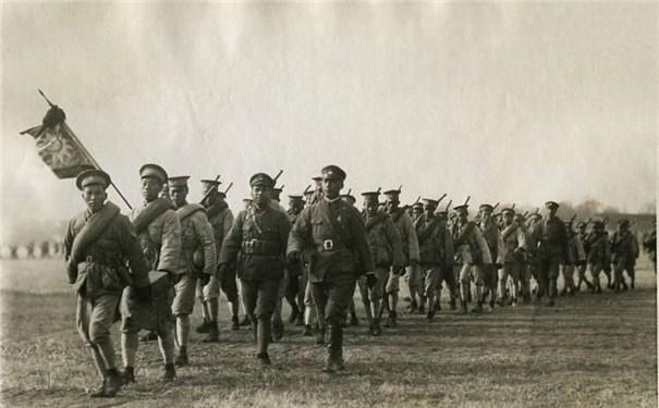 新旧军阀大决战，国民*党**带百万大军征伐张作霖，北洋军阀就此没落