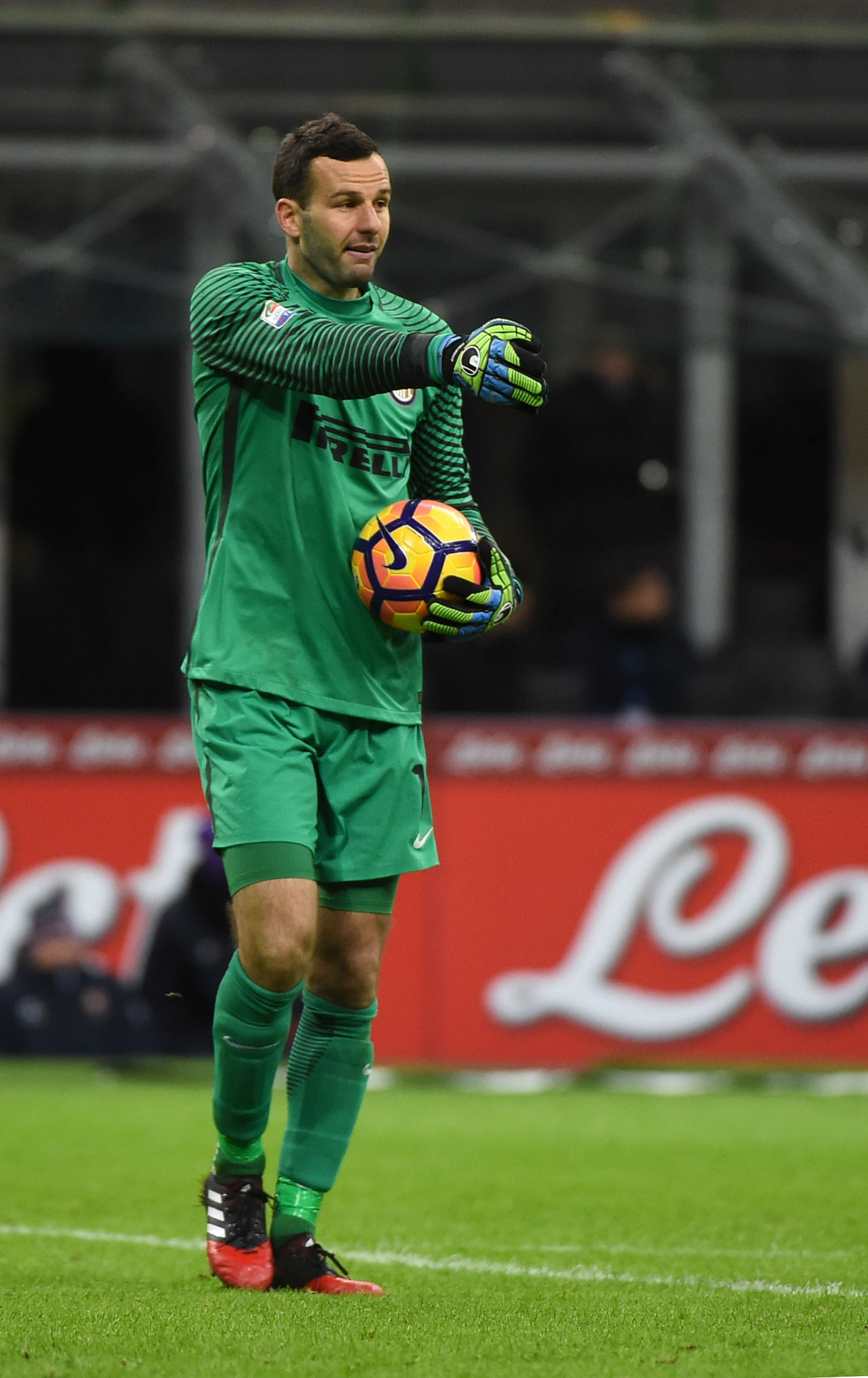 国际米兰2002赛季图片,意甲国际米兰高清图片