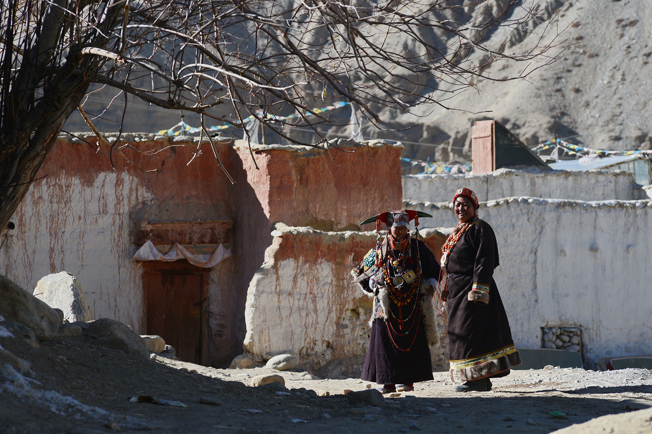 孔雀服饰的历史,孔雀服饰有哪些