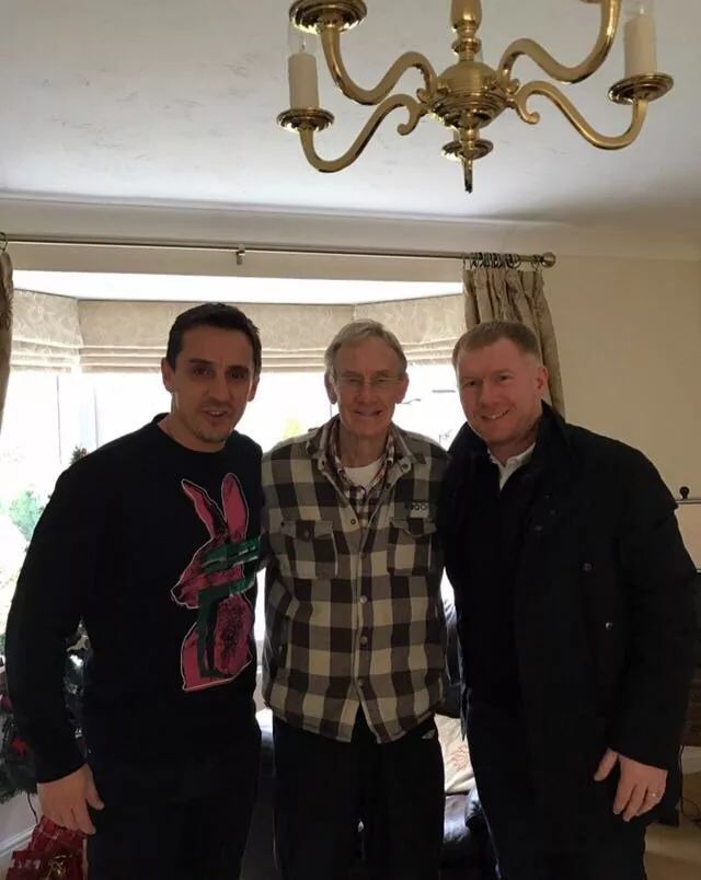 曼联教父弗格森纪录片,曼联教父康复