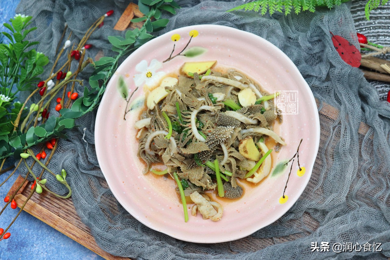 炒牛百叶是多放香菜还是少放香菜,牛百叶能和香菜一起吃吗