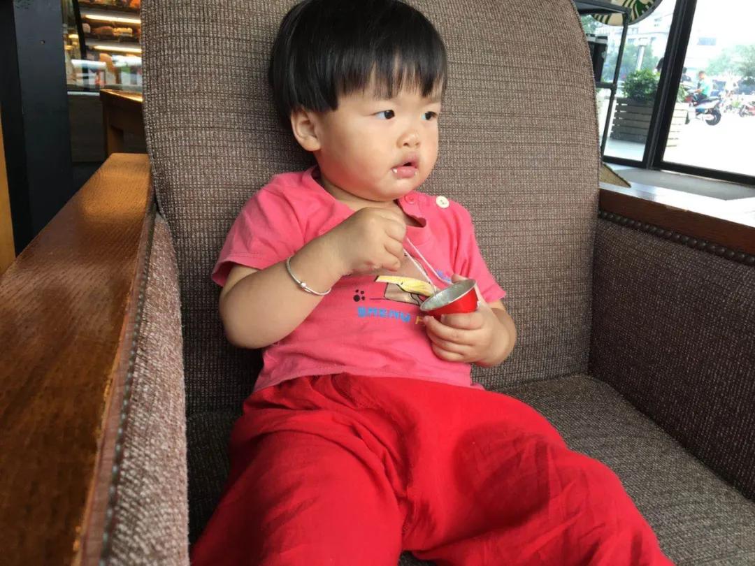 孩子被骂长得丑该怎么办,孩子被骂长得丑