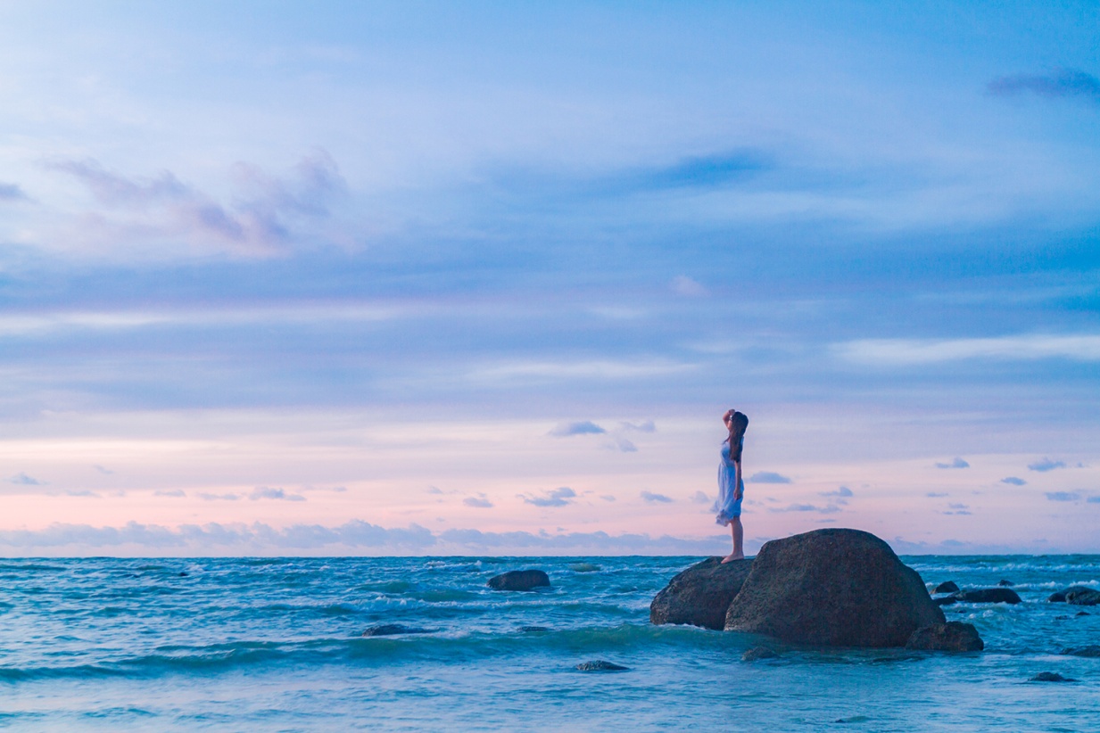 浮躁现代人该何去何从,让人浮躁的大环境里更要认清自我
