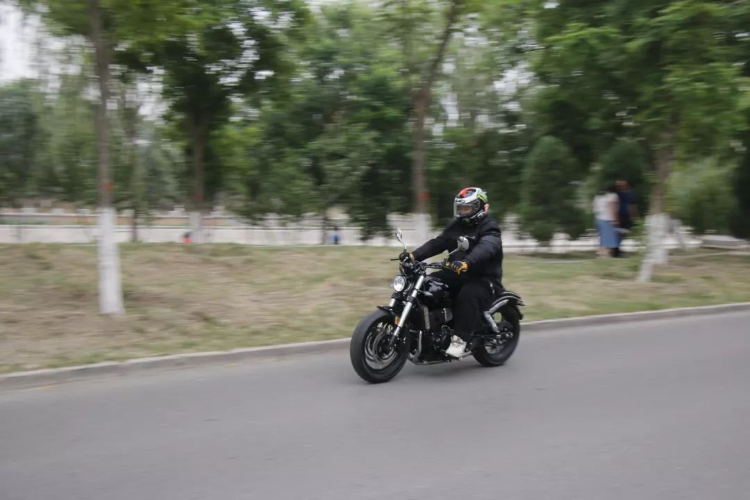 国产奔达fun250,2020款4缸奔达fun250试驾视频