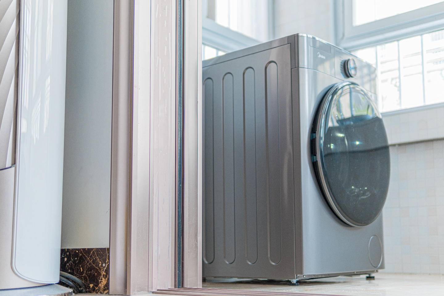 美的东芝直驱电机洗烘一体机效果,东芝滚筒洗衣机直驱洗烘一体