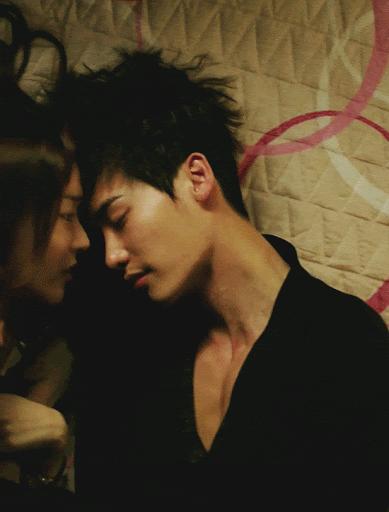 老公变老婆？韩国顶流男神*队军**退伍后变“美女”，网友：我可以