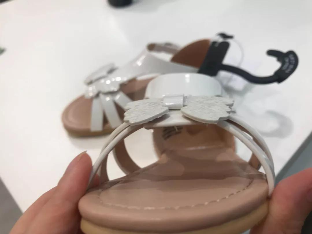 儿童凉鞋软底什么牌子好,儿童凉鞋哪种鞋底舒服