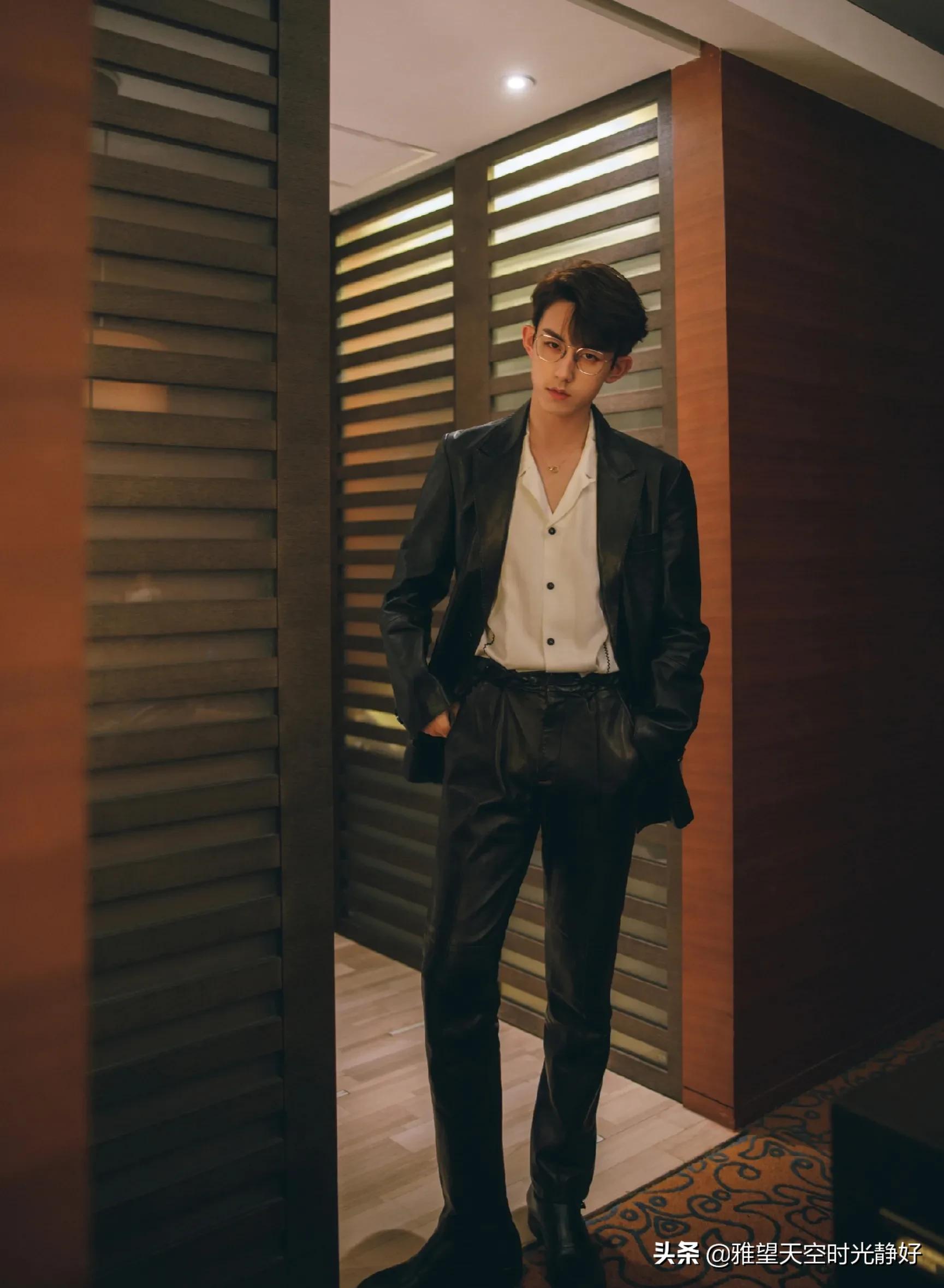 秋冬男星皮衣穿搭,男明星皮衣外套搭配