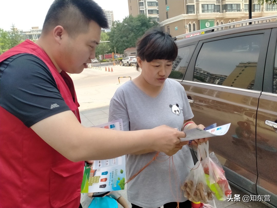 徐家湾社区开展垃圾分类宣传活动,民和镇开展垃圾分类宣传活动
