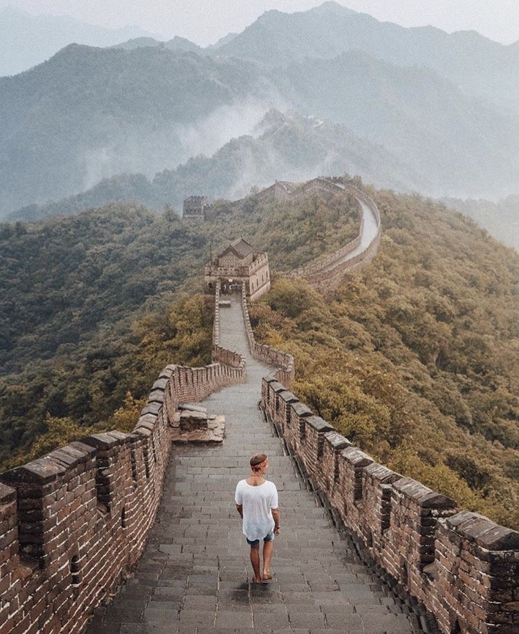 一张照片卖6500万美金,一张照片卖九千美元