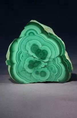 招财珠宝紫晶洞,招财吸金的珠宝