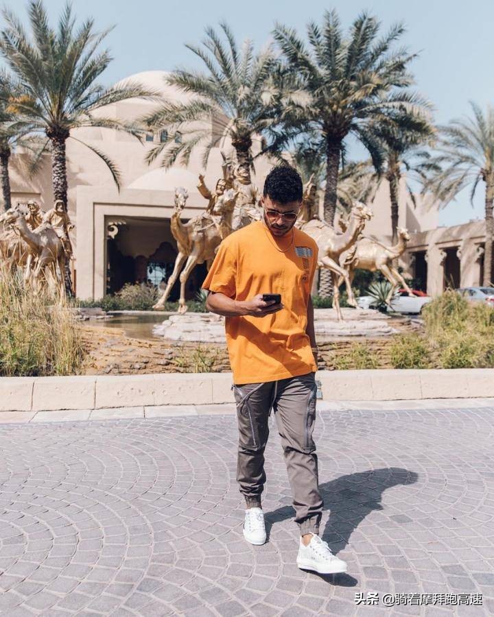 球场的战士,球场上的战士