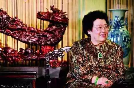 紫檀宫陈丽华和唐僧,中国女首富陈丽华小叶紫檀